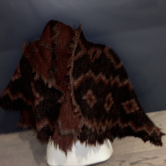 Wilfred Diamond Mosaic wool burgundy grey Reversible Blanket Scarf - Picture 4 of 15